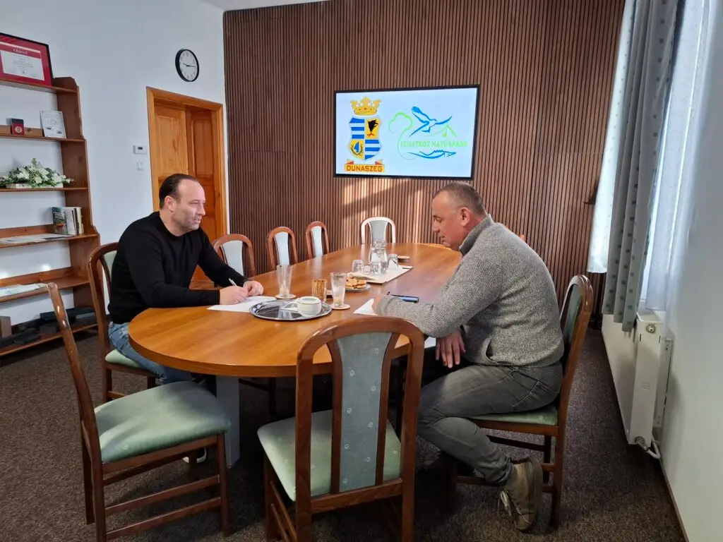 Egyeztet&eacute;sek &eacute;s tervek Dunaszegen